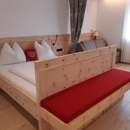 Haus Talblick "Wallbug" Ferienwohnung 1 Натурно Екстер'єр фото