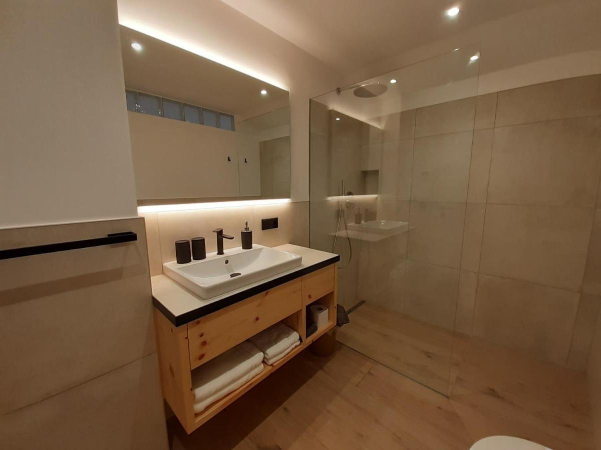 Haus Talblick "Wallbug" Ferienwohnung 1 Натурно Екстер'єр фото